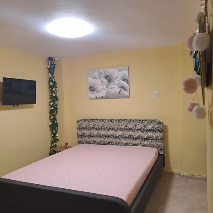 Zenia Home 1 Στην Καρδιά Της Πάτρας Kültér fotó